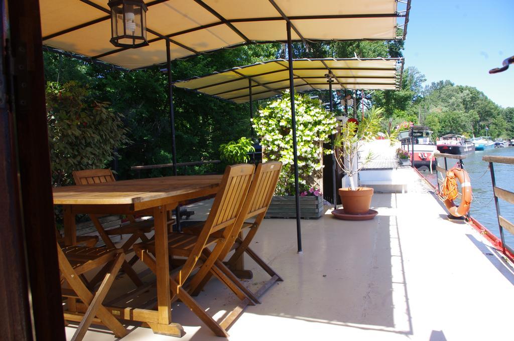Peniche Le Hasard Bed & Breakfast Villeneuve-lès-Avignon Exterior photo
